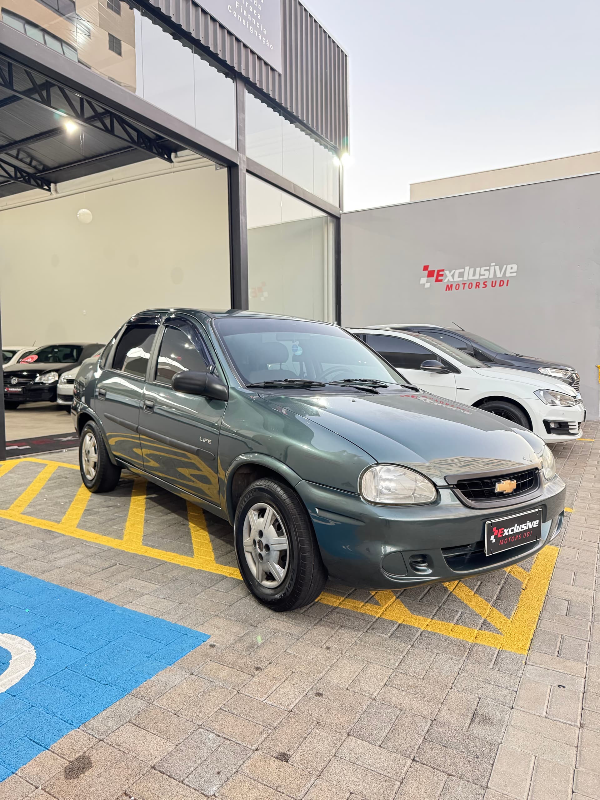Chevrolet Corsa Classic 1.0 Life